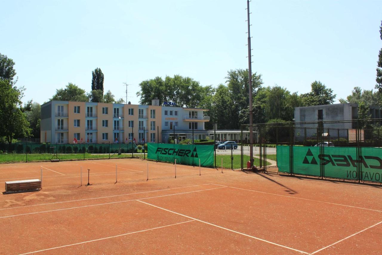 Hotel Korekt Banka Zewnętrze zdjęcie