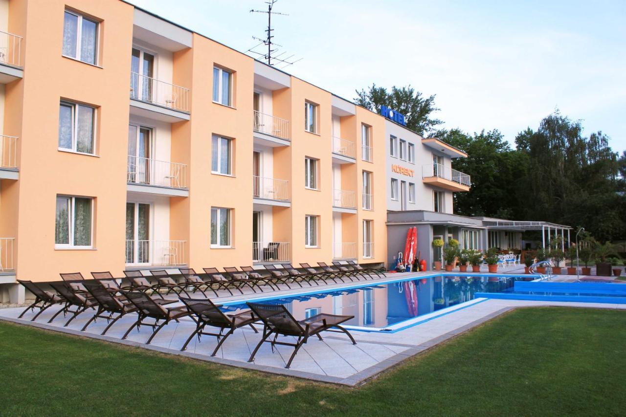 Hotel Korekt Pieszczany Zewnętrze zdjęcie